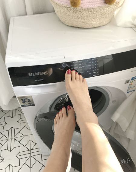 一面亲一面膜下边的免费_蓝光手机在线观看